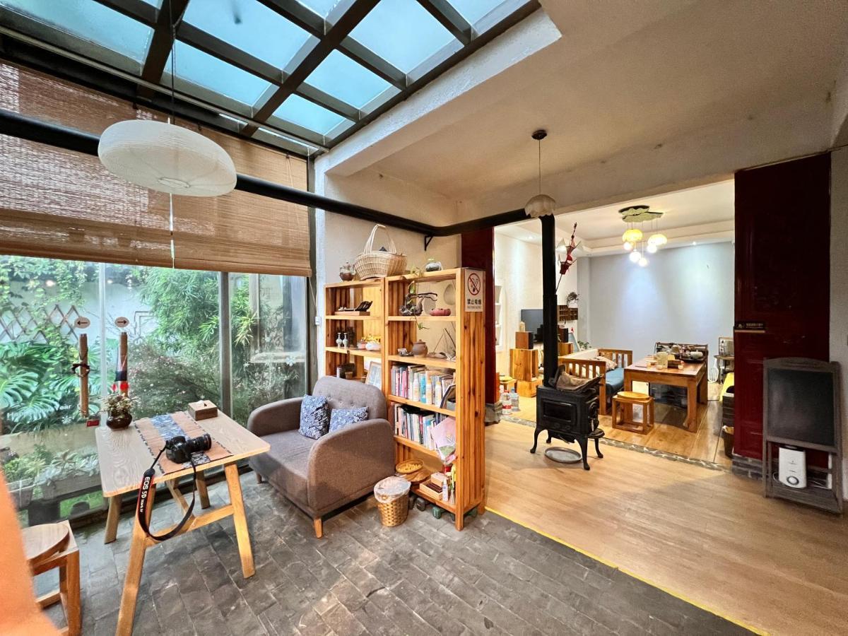 Dali Buxianshan Boutique Guesthouse-In Dali Ancient City,Near Three Pag Odas And Erhai Lake,Provide Tour Guide Service And Local Experience Exteriör bild